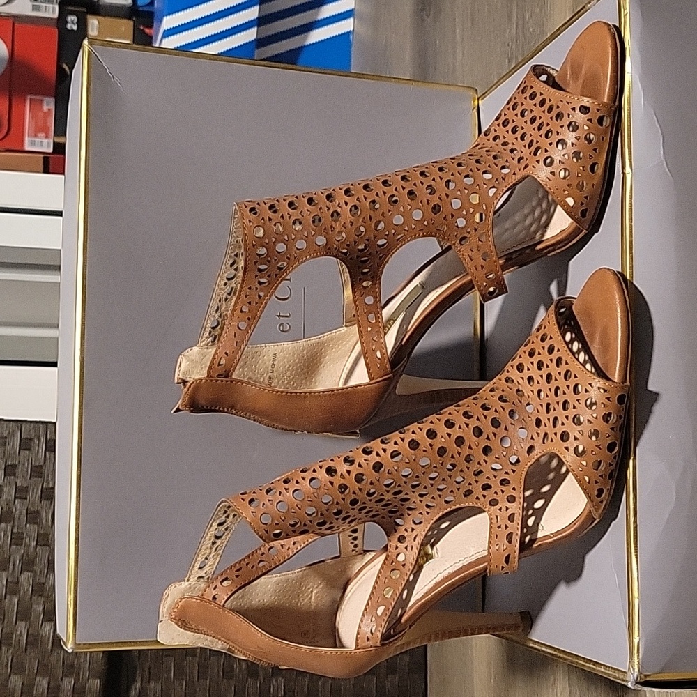 Louise et Cie leather sandals